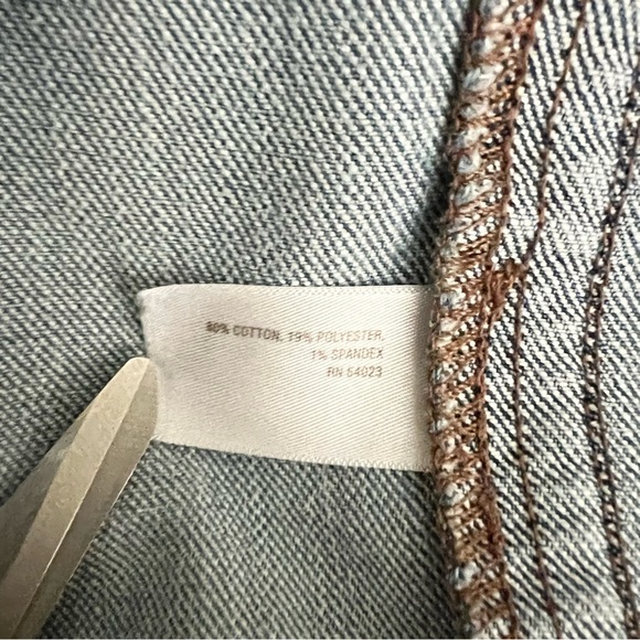 Vintage Early 2000s Distressed Jean Jacket Size XXL - Picture 11 of 11